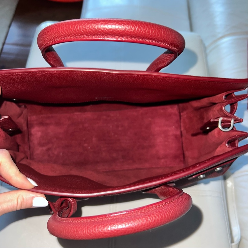 💯 Authentic SAINT LAURENT SAC DE JOUR YSL Souple burgundy leather satchel - Picture 4 of 8